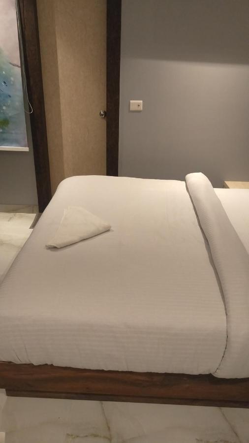 Hotel The Nilsa New Delhi Luaran gambar